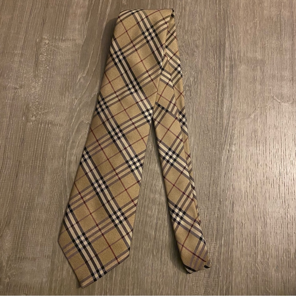 burberry tie